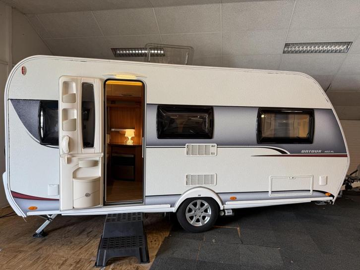 HOBBY ONTOUR 460 HL APARTE BEDDEN RONDZIT MOVER TENT (TOP), Caravans en Kamperen, Caravans, Bedrijf, tot en met 4, 1000 - 1250 kg