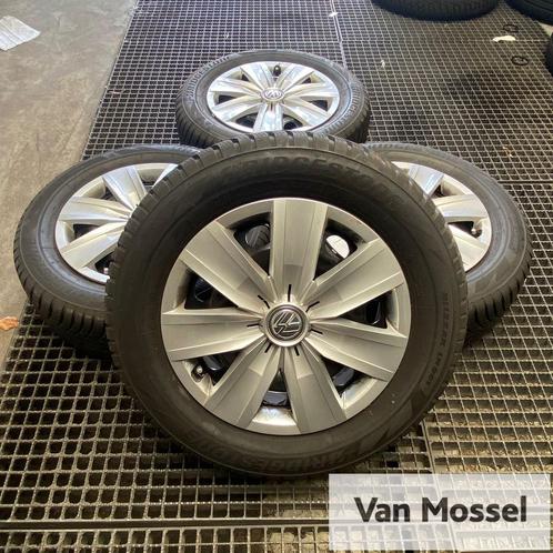 VW T-Roc Bridgestone Blizzak LM001 205/60/R16 92H, Auto-onderdelen, Banden en Velgen, Banden en Velgen, Winterbanden, 16 inch