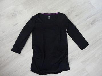 Positiekleding: fijn zwart basic shirt met driekwart mouwen beschikbaar voor biedingen