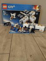 Lego 60227 ruimtestation op de maan, Complete set, Lego, Zo goed als nieuw, Ophalen