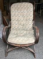 Vintage rotan stoel met kussen, Antiek en Kunst, Ophalen