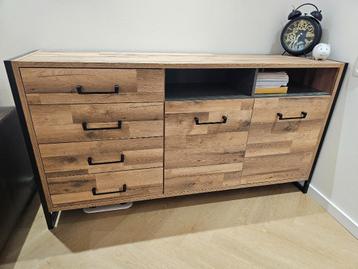 Almost New Dresser – Stylish & Functional beschikbaar voor biedingen