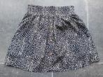 Rok, met broekje maat M/L zwart - offwhite, Kleding | Dames, Rokken, Maat 38/40 (M), Zwart, Ophalen of Verzenden, Boven de knie