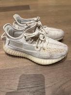 Yeezy Adidas Boost maat 37 1/3 - Gedragen, Kleding | Dames, Schoenen, Ophalen, Gedragen, Wit, Sneakers of Gympen