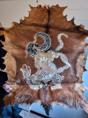 Wayang vs nagah geiten vel uit indonesie beschikbaar voor biedingen