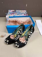hoge hakken maat 40 - Irregular Choice Smartie Pants Black F, Kleding | Dames, Schoenen, Ophalen of Verzenden, Gedragen, Zwart