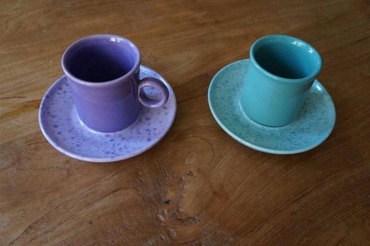 2x kop-en-schotel (SETPRIJS) zgan, Huis en Inrichting, Keuken | Servies, Zo goed als nieuw, Kop(pen) en/of Schotel(s), Overige stijlen