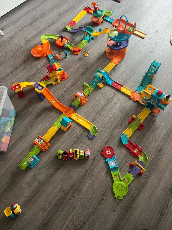 VTech Toet Toet mega verzameling, Kinderen en Baby's, Speelgoed | Racebanen, Gebruikt, Racebaan, Handmatig, Overige merken, Ophalen of Verzenden