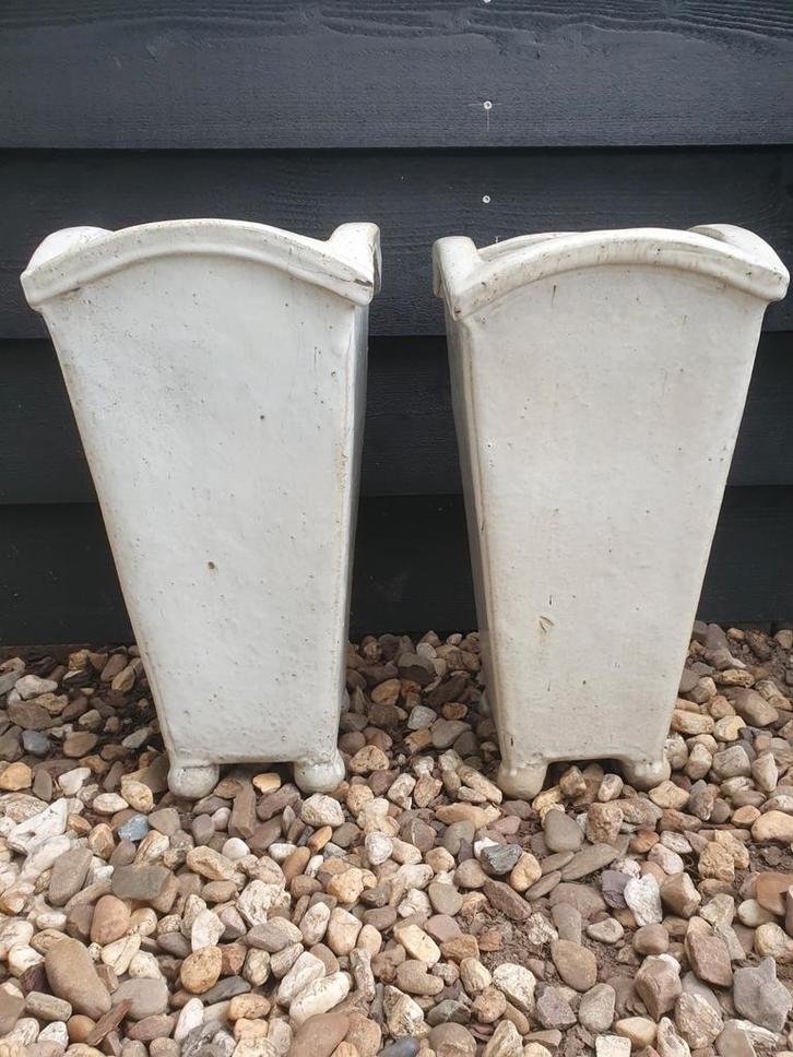 Twee hoge keramieken plantenbakken winterhard, Tuin en Terras, Bloembakken en Plantenbakken, Gebruikt, Minder dan 60 cm, Ophalen