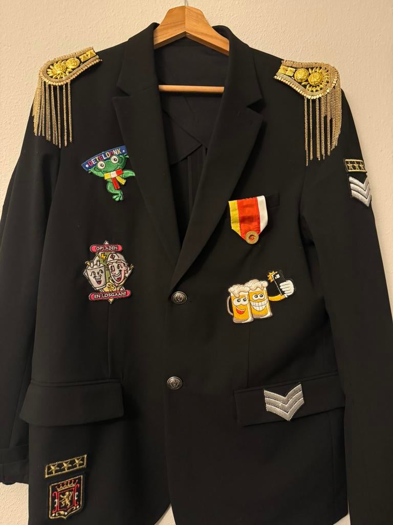 Emblemen op jassen naaien – carnaval, oeteldonk, papgat, Carnaval, Nieuw, Overige maten, Ophalen of Verzenden