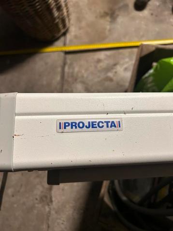 projecta projectiescherm beamerscherm electisch 2,30 beschikbaar voor biedingen