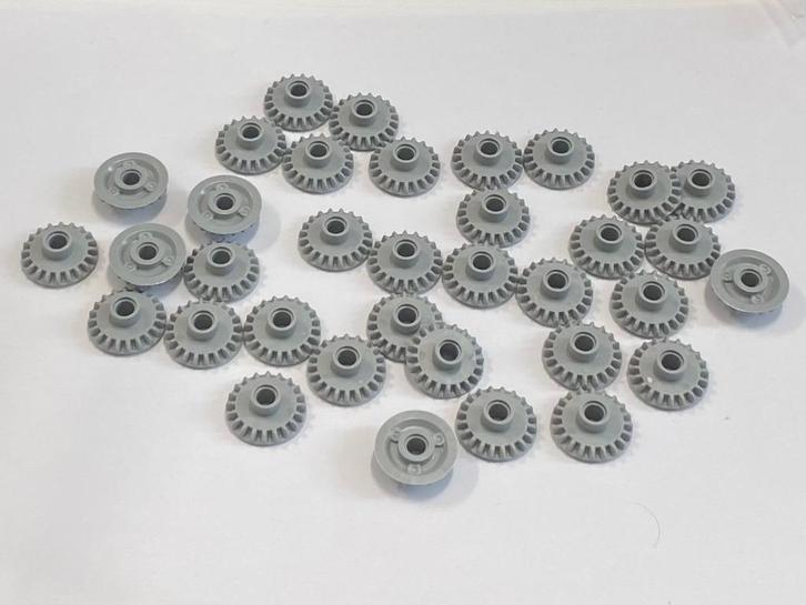 Partij 35x nieuwe lichtgrijze Lego technic tandwielen, Kinderen en Baby's, Speelgoed | Duplo en Lego, Nieuw, Lego, Losse stenen