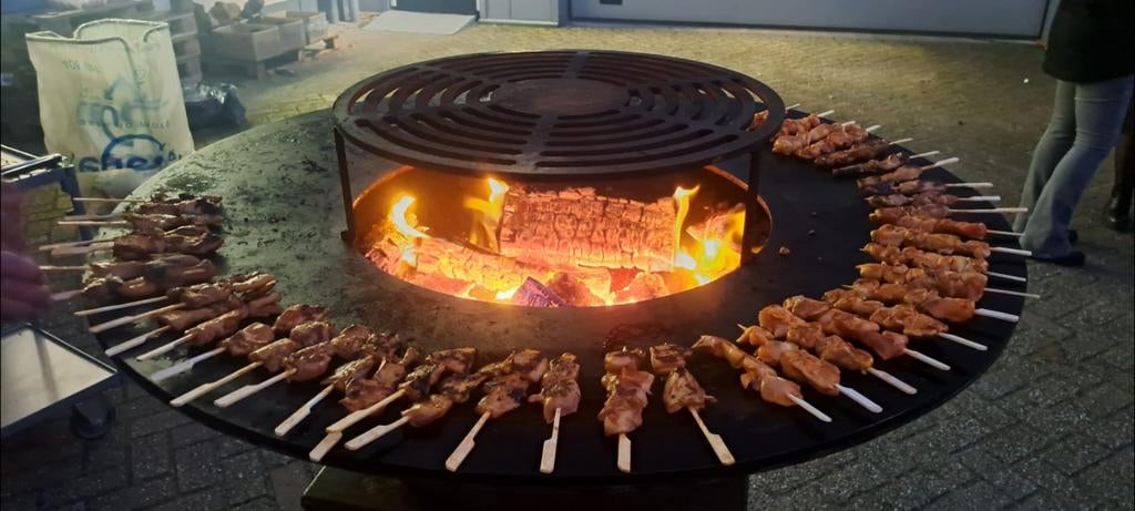 Plancha barbeque ofyr te huur op aanhanger, Tuin en Terras, Barbecue-accessoires, Ophalen