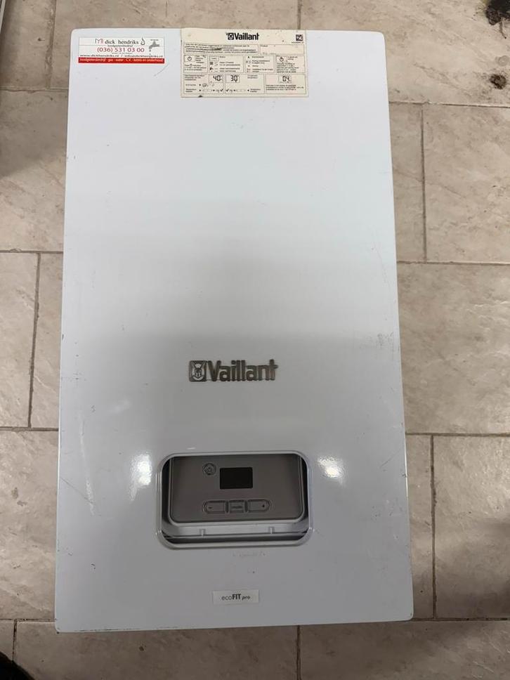 Vaillant VUW 306/6-3 ecoFit pro cv ketel zgan, lees tekst, Doe-het-zelf en Verbouw, Verwarming en Radiatoren, Zo goed als nieuw