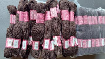 Permin zephyr pure tapestry borduurwol bruin lengte 8m €0,40 beschikbaar voor biedingen
