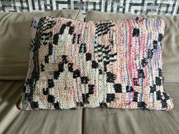 Marokkaans berber kussen 40x60 incl verzending! beschikbaar voor biedingen