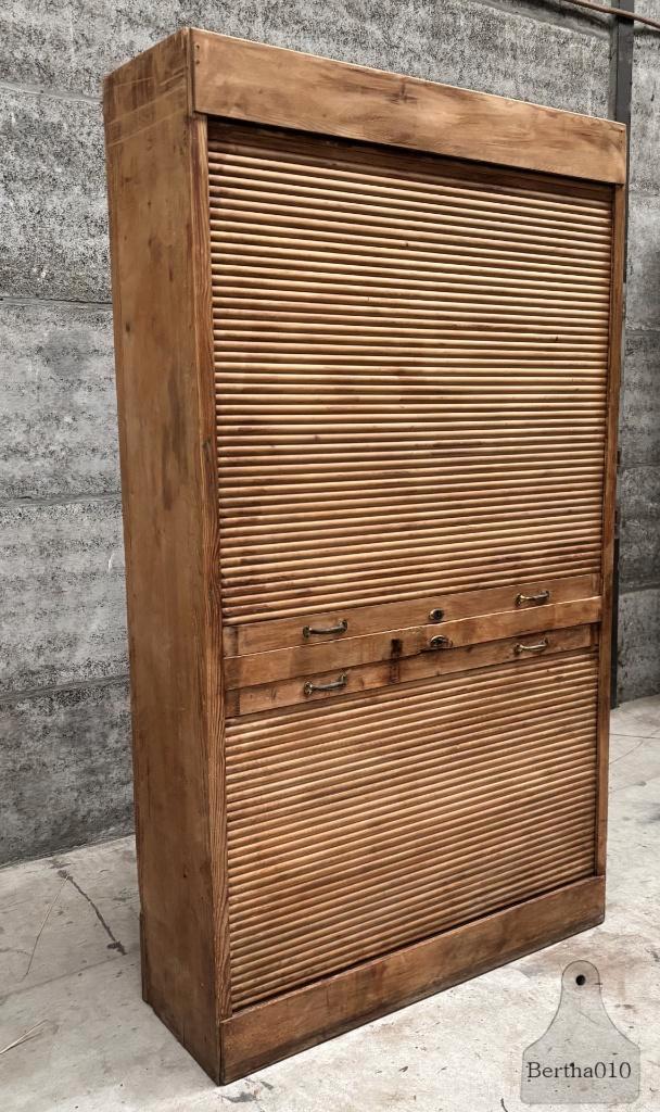 Antieke roldeurkast politiebureau Dresden in perfecte staat, Huis en Inrichting, Kasten | Roldeurkasten en Archiefkasten, Zo goed als nieuw