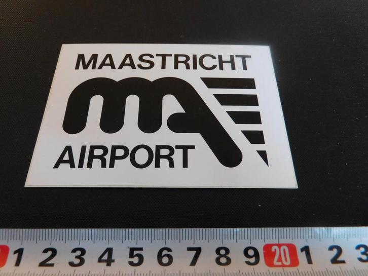sticker wit logo MAASTRICHT AIRPORT *, Verzamelen, Stickers, Zo goed als nieuw, Ophalen