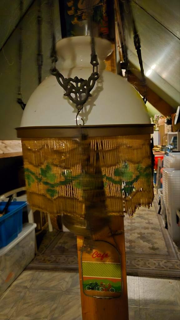 Antieke hanglamp met Chinese kralenketting, Antiek en Kunst, Antiek | Lampen, Ophalen of Verzenden