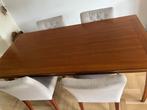 Eetkamer set kersen tafel met zandkleur stoelen, Huis en Inrichting, Complete eetkamers, Ophalen of Verzenden, Gebruikt, Klassiek