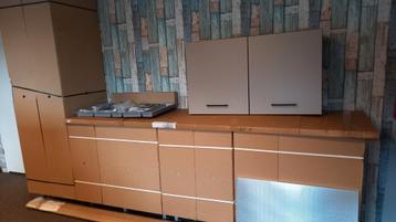 Nieuwe keuken 290cm met blad en vlak ingebouwde spoelbak  beschikbaar voor biedingen