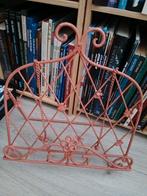Prachtige boekenstander, Huis en Inrichting, Woonaccessoires | Krantenbakken en Lectuurbakken, Ophalen of Verzenden, Zo goed als nieuw