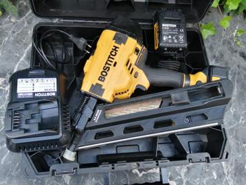 BOSTITCH Dewalt Accu Tacker beschikbaar voor biedingen