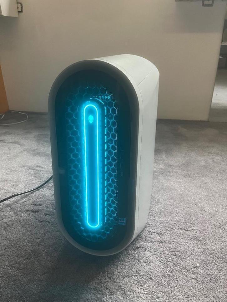 High-End Gaming PC, Computers en Software, Desktop Pc's, Gebruikt, 4 Ghz of meer, HDD, SSD, 16 GB, Met videokaart, Gaming, Ophalen