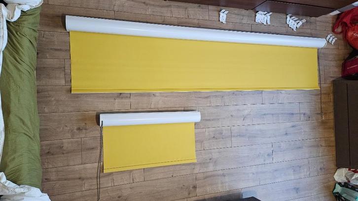 rolgordijn verduisterend mosterdgeel (setje), Huis en Inrichting, Stoffering | Gordijnen en Lamellen, Zo goed als nieuw, 150 tot 200 cm