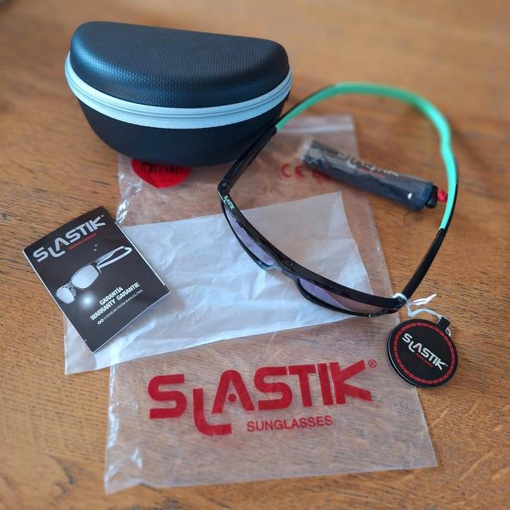 Zonnebril skibril hardloopbril Slastik NIEUW UV400 compleet, Sieraden, Tassen en Uiterlijk, Zonnebrillen en Brillen | Heren, Nieuw