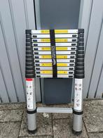 Telescoop ladder 4 m compact op te bergen, Doe-het-zelf en Verbouw, Ladders en Trappen, Ophalen, Zo goed als nieuw