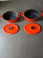 TGFF ovale gietijzeren ovenpannetjes met deksel, rood., Ophalen of Verzenden, Zo goed als nieuw, Gietijzer, Koekenpan of Braadpan