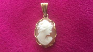 Antiek gouden hanger camee . 14 krt  beschikbaar voor biedingen