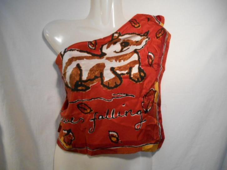 Leuke echt zijden sjaal met kat: leaves falling, Kleding | Dames, Mutsen, Sjaals en Handschoenen, Zo goed als nieuw, Sjaal, Maat 46/48 (XL) of groter