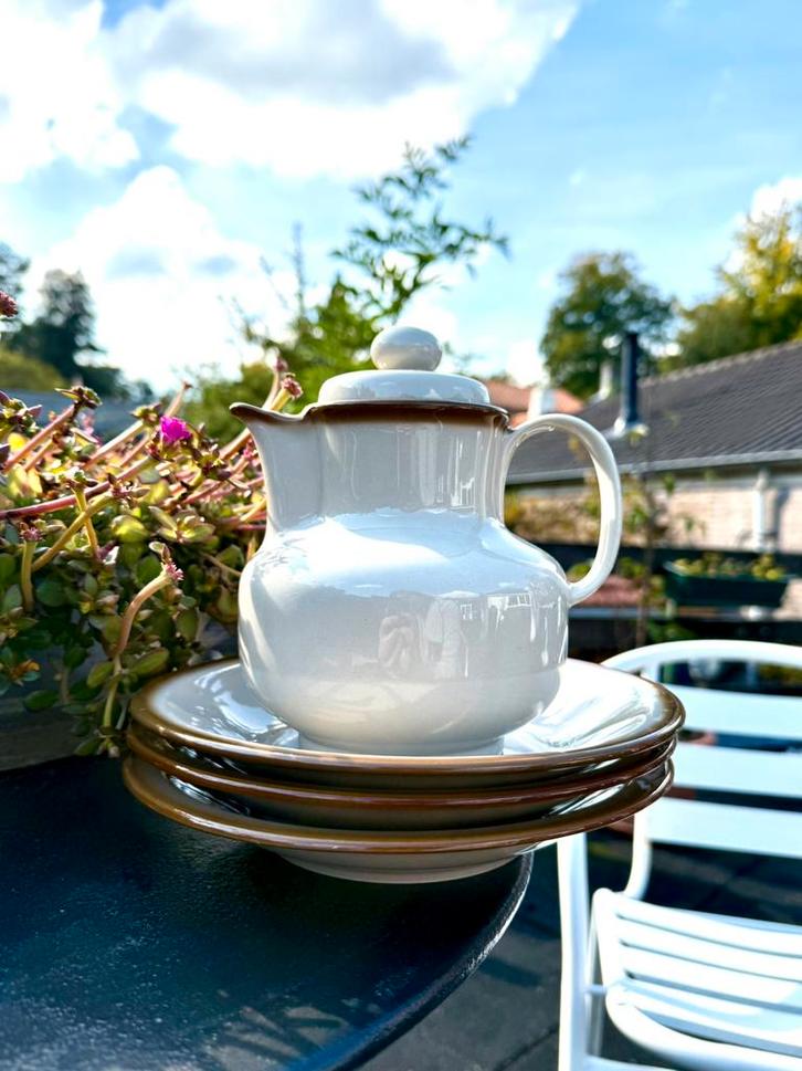 GP Colditz Porseleinen Koffiekan + 3 Boorden, Huis en Inrichting, Keuken | Servies, Zo goed als nieuw, Bord(en), Overige stijlen