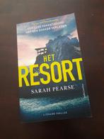 Sarah Pearse - het resort, Ophalen of Verzenden, Zo goed als nieuw