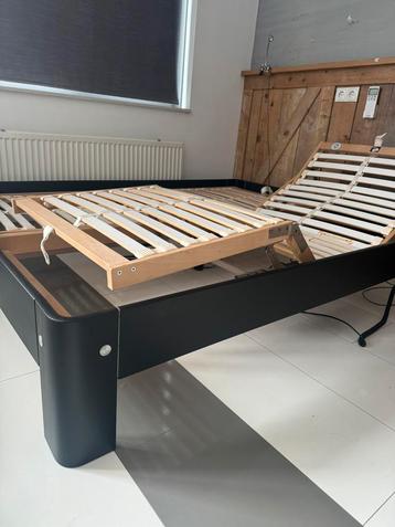 Refurbished Auping auronde 160 x 200 half elektrisch  beschikbaar voor biedingen