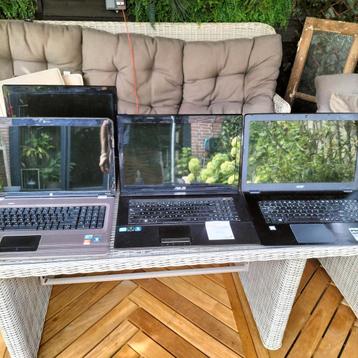 4x partij 17 inch laptops Asus, Acer, hp, goed lezen beschikbaar voor biedingen