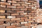 Oude bruin getinte vormbak metselstenen 22 x 5.5 10M2!