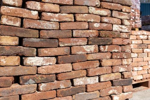 Oude bruin getinte vormbak metselstenen 22 x 5.5 10M2!, Doe-het-zelf en Verbouw, Metselstenen, Gebruikt, Bakstenen, Ophalen of Verzenden