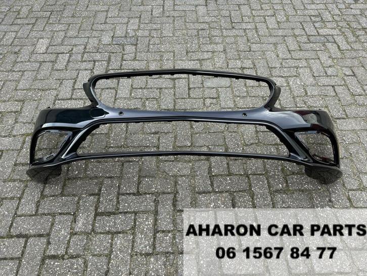 W205 facelift Voorbumper PDC Zwart A2058851101 C klasse 6339, Auto-onderdelen, Carrosserie en Plaatwerk, Bumper, Voor, Gebruikt