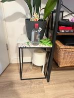 stool, Ophalen, Zo goed als nieuw, IJzer