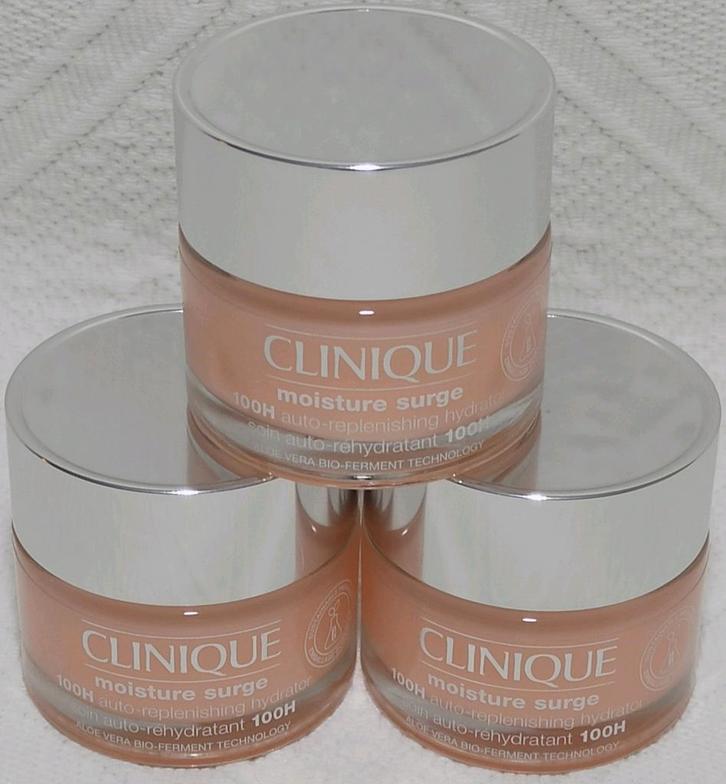 Clinique Moisture Surge 100H Auto Replenishing Hydrator 50ml, Sieraden, Tassen en Uiterlijk, Uiterlijk | Gezichtsverzorging, Nieuw