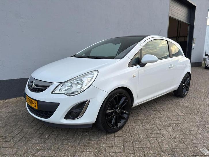 Opel Corsa 1.4-16V Color Edition - Lederen Interieur, Auto's, Opel, Te koop, Corsa, ABS, Airbags, Airconditioning, Boordcomputer