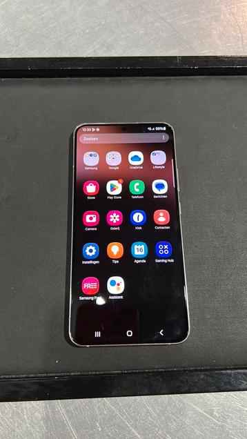 Samsung s22 plus 128 gb in nette staat beschikbaar voor biedingen