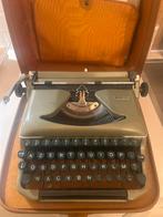 Erika AZERTY Typemachine in Goede Staat, Antiek en Kunst, Ophalen
