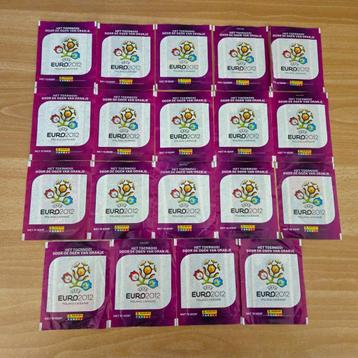 Panini EURO 2012 | 19 ongeopende pakjes beschikbaar voor biedingen