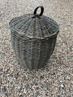 Rieten mand 60 cm hoog, Huis en Inrichting, Ophalen of Verzenden