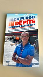 Jack Plooij - In de pits gebeurt altijd iets, Boeken, Ophalen of Verzenden, Zo goed als nieuw, Jack Plooij