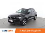 Volvo XC40 2.0 B3 Essential | MK61462 | (bj 2022, automaat), Auto's, Gebruikt, Hybride Elektrisch/Benzine, 1600 kg, SUV of Terreinwagen